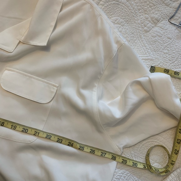 5.) NWOT Vintage Plus Size Button Down - Picture 6 of 6